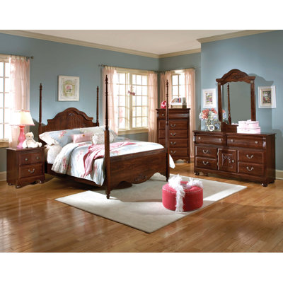 Jacqueline Poster Bedroom Collection by Standard Furniture -image