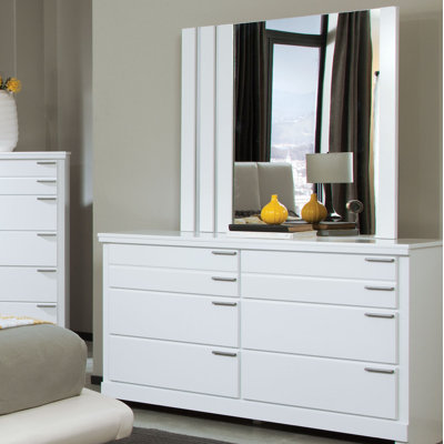 Metropolitan 6 Drawer Dresser by Standard Furniture -image