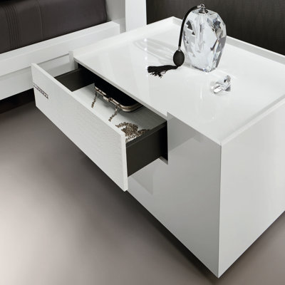 Diamond 1 Drawer Right Nightstand by Rossetto USA -image