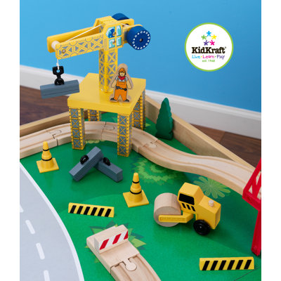 KidKraft Waterfall Mountain Train Set and Table
