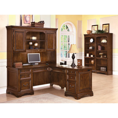 Wynwood Furniture Woodlands Computer Desk