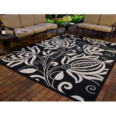 Safavieh Courtyard Rug
