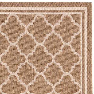 Safavieh Courtyard Brown / Bone Rug