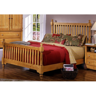 Cottage Slat Bed by Vaughan-Bassett -image