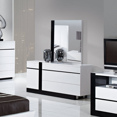 Click To Image : Trinity 3 Drawer Dresser by Global Furniture USA Now