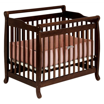 DaVinci Emily Mini 2-in-1 Convertible Crib in Natural