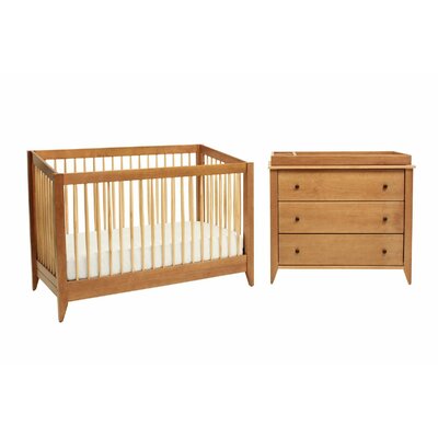 Highland 4-in-1 Convertible Crib Set