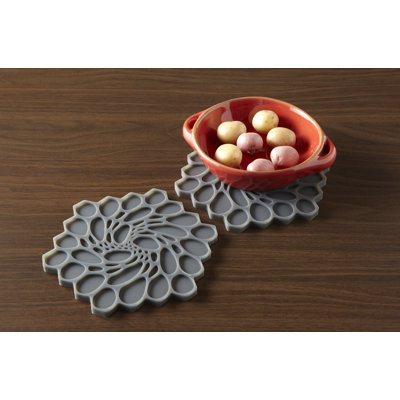 Modern-Twist Hive Studio Trivetz