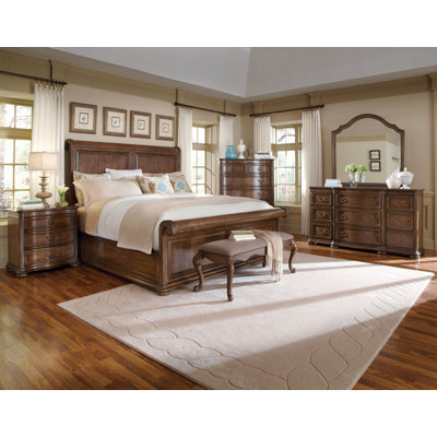 Cotswold Sleigh Bedroom Collection by A.R.T. -image