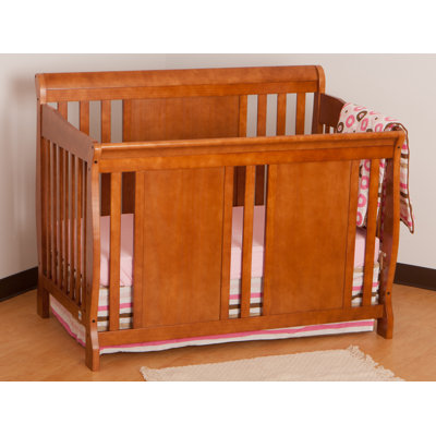 Storkcraft Verona Fixed Side Convertible Crib in Oak