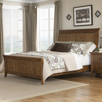Hearthstone Sleigh Bed by Liberty Furniture -image