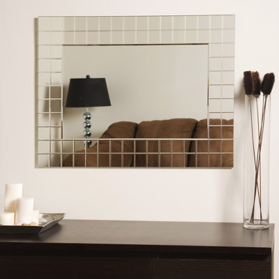 Decor Wonderland Mischa Wall Mirror