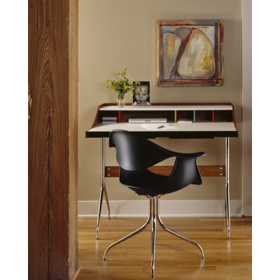 Herman Miller &reg; Nelson Standard Desk Office Suite