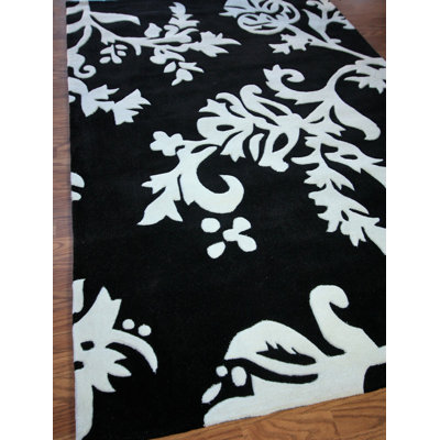 nuLOOM Cine Paisley Black Rug