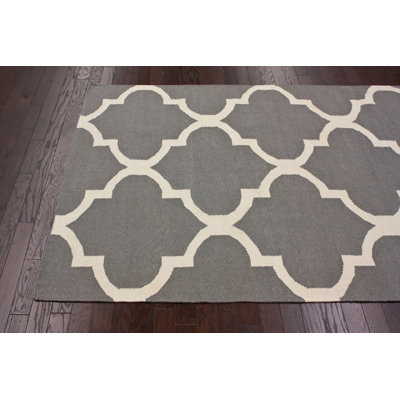 nuLOOM Marbella Moroccan Trellis I Grey Kilim Rug