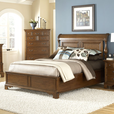 Nantucket Sleigh Bed by American Woodcrafters -image