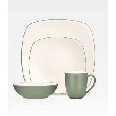 Noritake Colorwave 4 Piece Place Setting