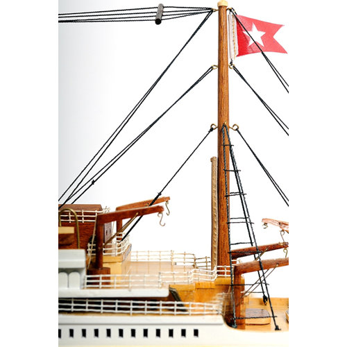 Old Modern Handicrafts Lage Titanic Painted Model Ship