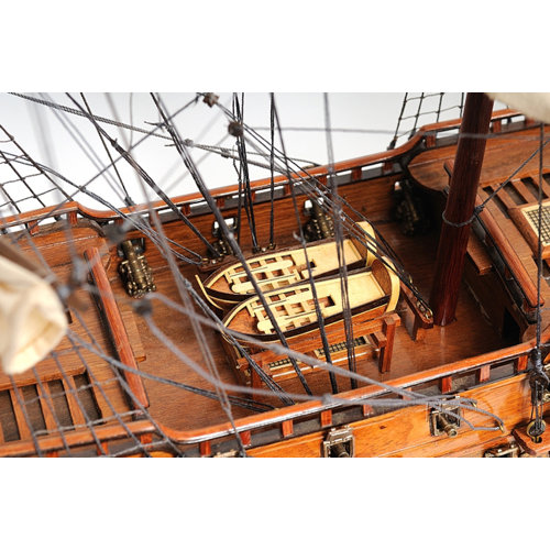 Old Modern Handicrafts Fairfax Speaker-Class Frigate Model Ship