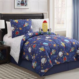 Seasonal Switch: Bedding in Bright Hues