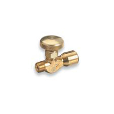 Home Legend0.38  x 2.13  Oak Carpet Reducer in Toast image