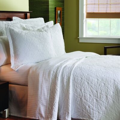 Caravelle Matelassé Stone Washed Coverlet in Grafix