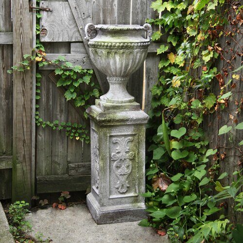 OrlandiStatuary Fluted and Beaded Urn Planter