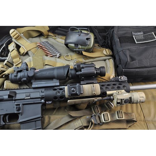 MG Gen 3 Night Vision Clip On System with Manual Gain, 64 72 lp/mm