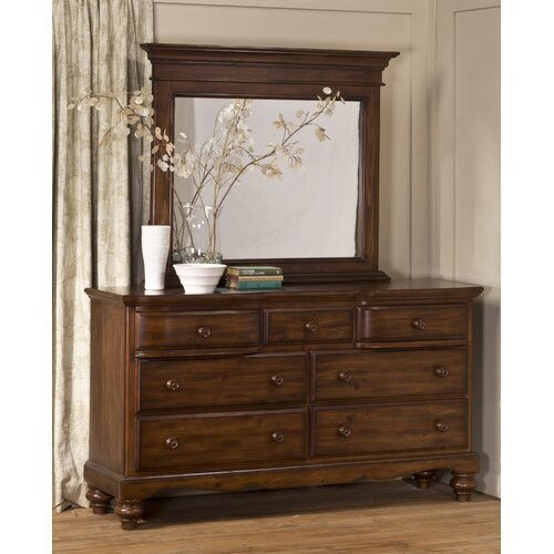 Hillsdale Hamptons 7 Drawer Dresser