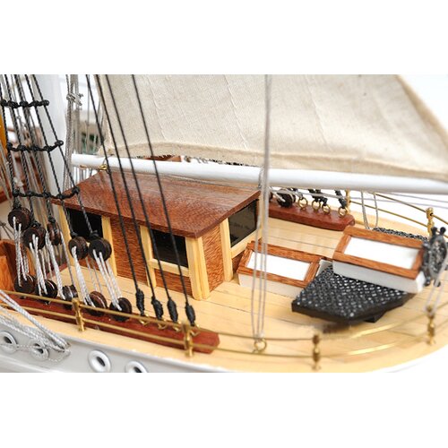 Old Modern Handicrafts Danmark Model Ship