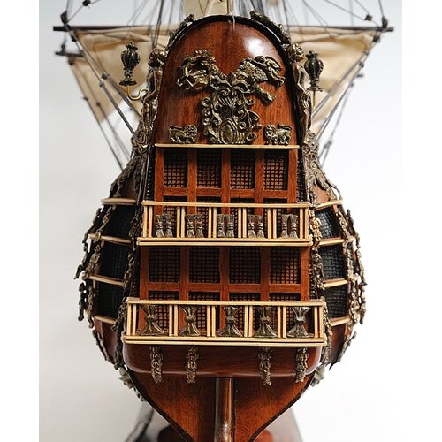 Old Modern Handicrafts Fairfax Speaker Class Frigate Model Ship