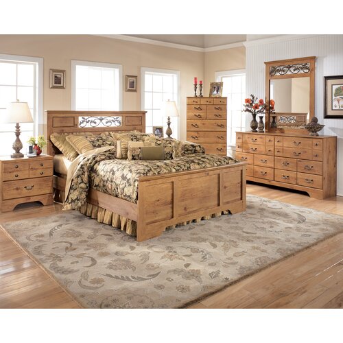 Signature Design by Ashley Atlee 6 Drawer Dresser