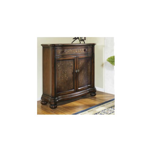 Pulaski Timeless Classics 1 Drawer 2 Door Hall Cabinet