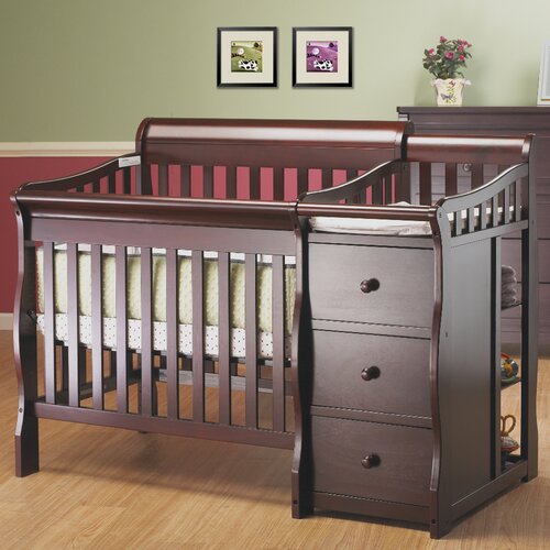 Sorelle Newport 2 in 1 Convertible Mini Crib and Changer Combo