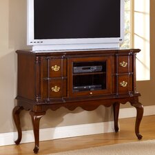 Lasting Traditions 4 Drawer Entertainment Dresser